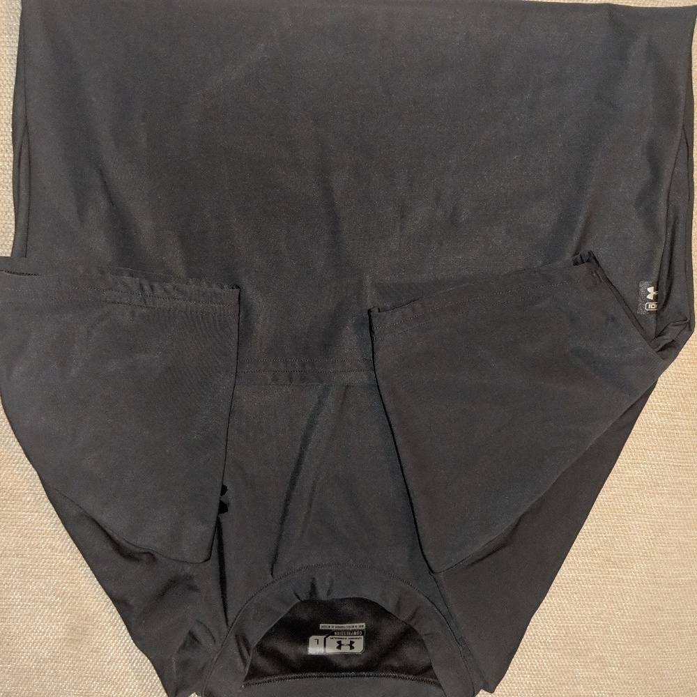 Under armor boys shirt